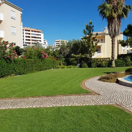 Rotundaparkhouse *